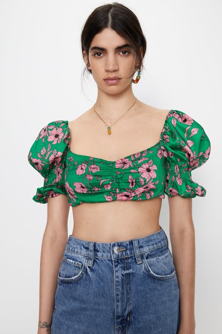 Cropped Tops Volume 09