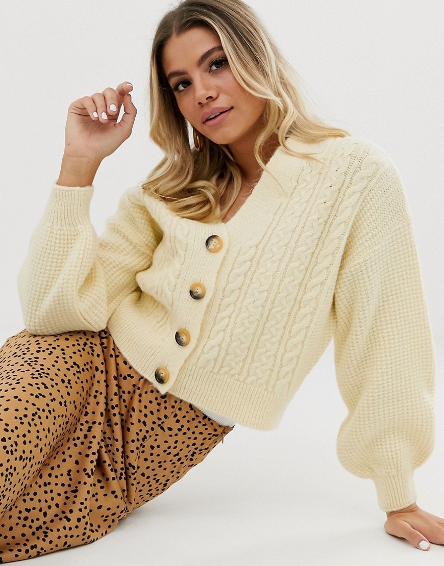 Knitted cardigan with puffed sleeves