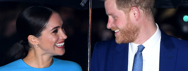 Meghan Markle chooses a dress in the trendy blue on her long-awaited comeback with Prince Harry