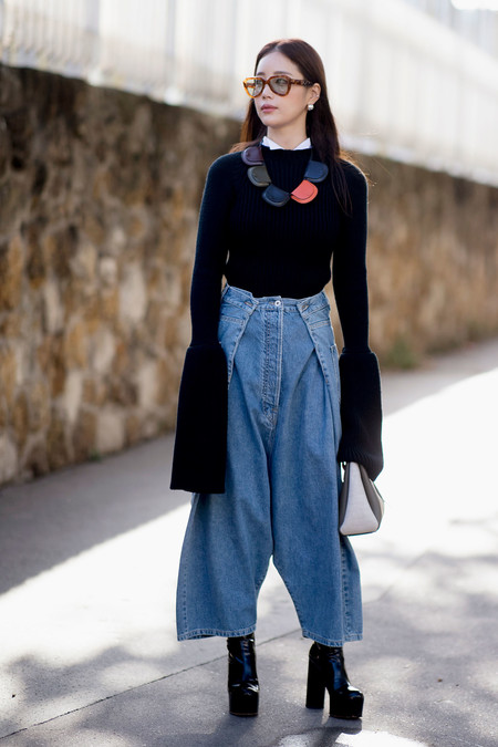 How to Wear Wide Ankle Pants 11