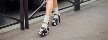 The street style already predicted: this season the socks are the protagonists of the day to day 