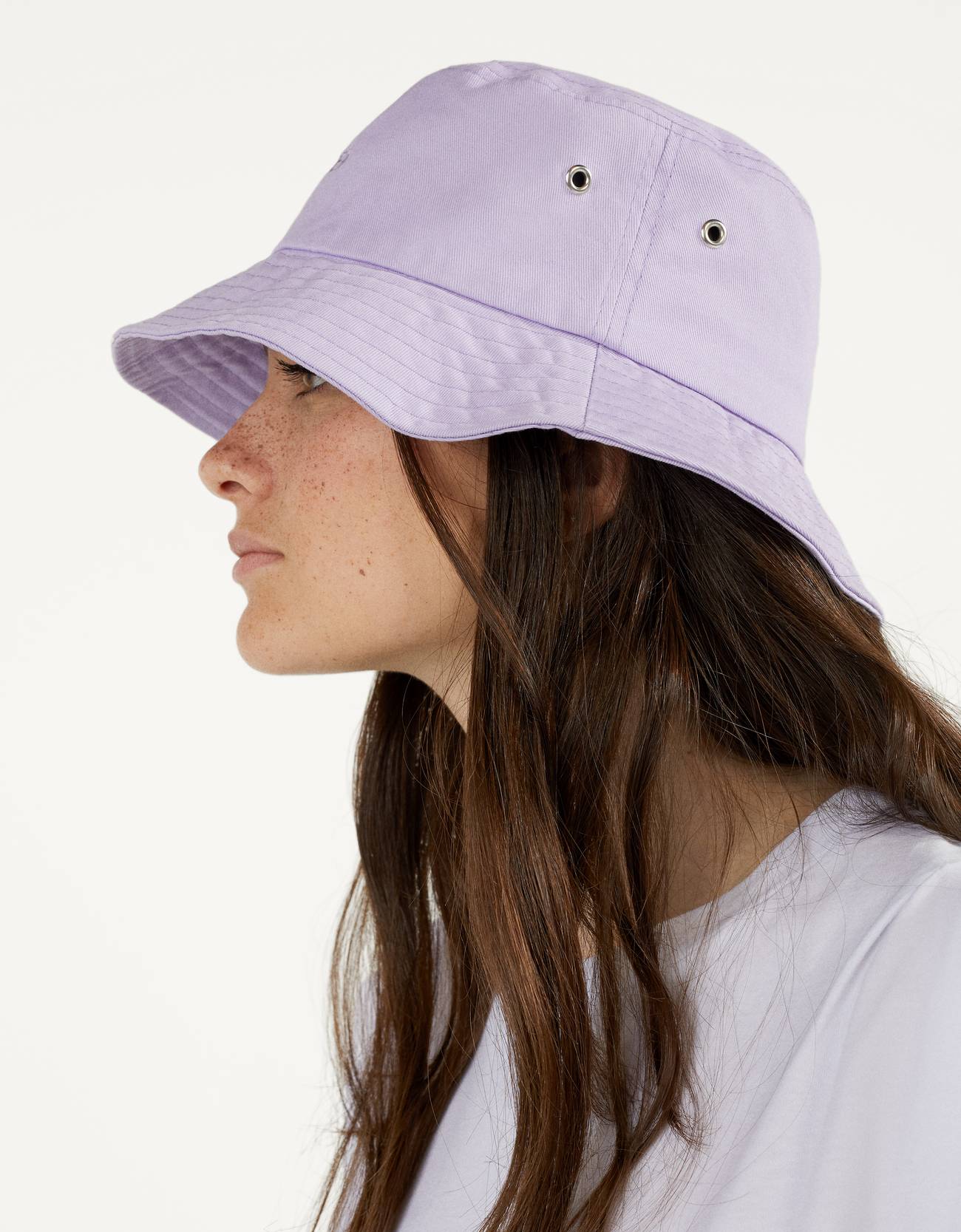 Lilac bucket hat