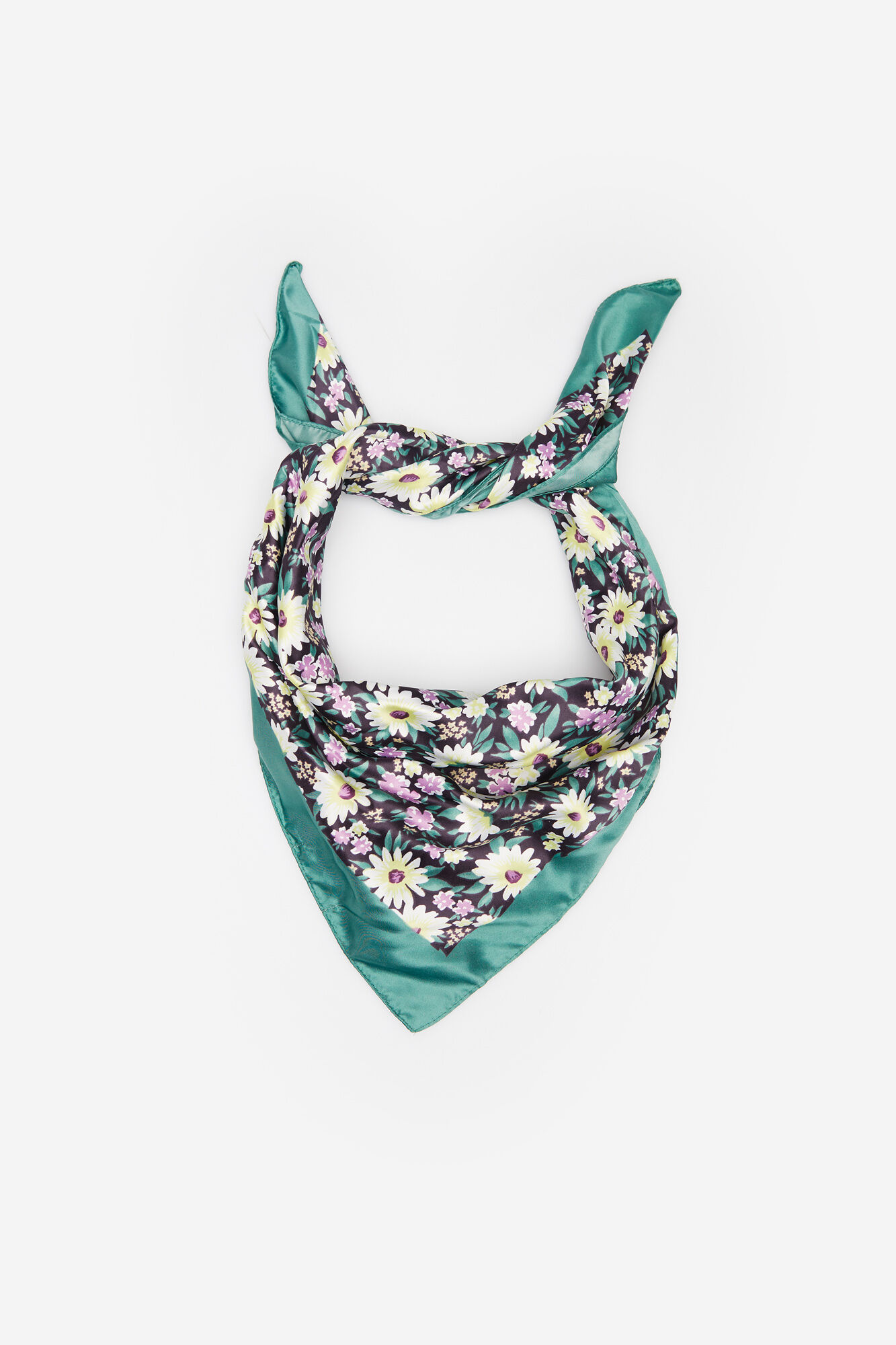 Floral print scarf.