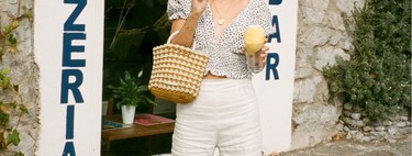 All the girls who know about fashion have a pair of linen pants in their closet and they will combine them this summer 