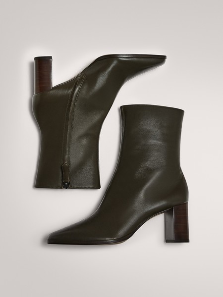 Ankle Boots On Second Sale