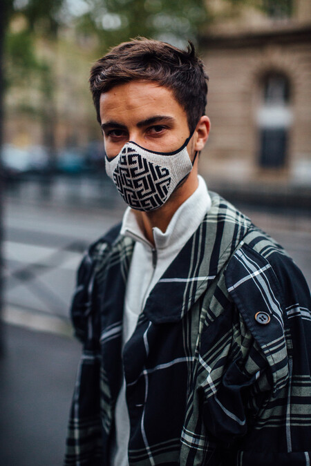 Givenchy Mask Street Style 02