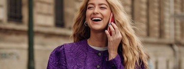 The street style says it all: purple is the king of colors this season (and these nine garments from the sales help you follow the trend) 