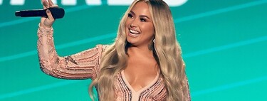 Not one, not two, not three: Demi Lovato scores five different looks at the People's Choice Awards 2020 