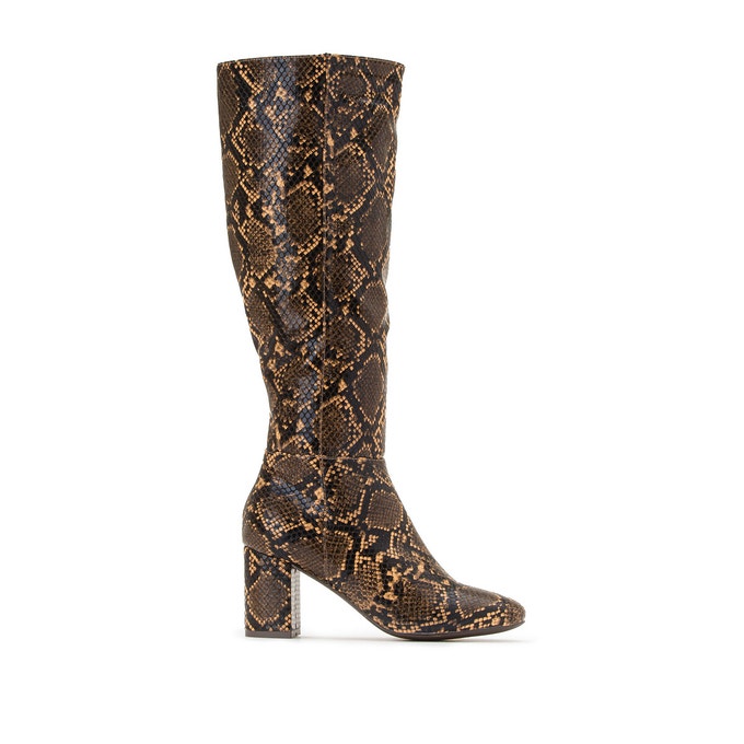 High boots with animal print