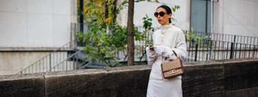 Street style has spoken: seven looks with white as the protagonist, ideal for autumn-winter (and the pieces to create them) 