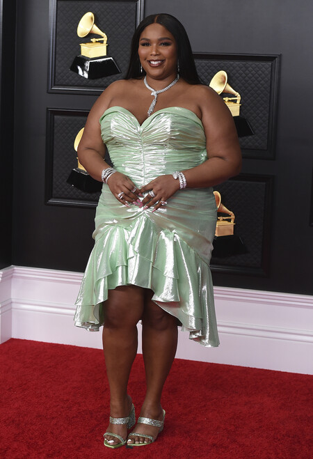 Lizzo Balmain Grammy 2021