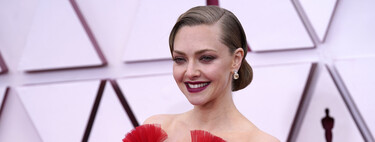 Amanda Seyfried nos enamora con su look beauty sofisticado en los Premios Oscar 2021