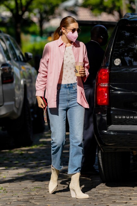 Gigi Hadid With Pink Shirt