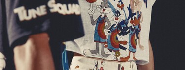 You don't have to play basketball to crave the new Pull&Bear x Space Jam capsule collection. 